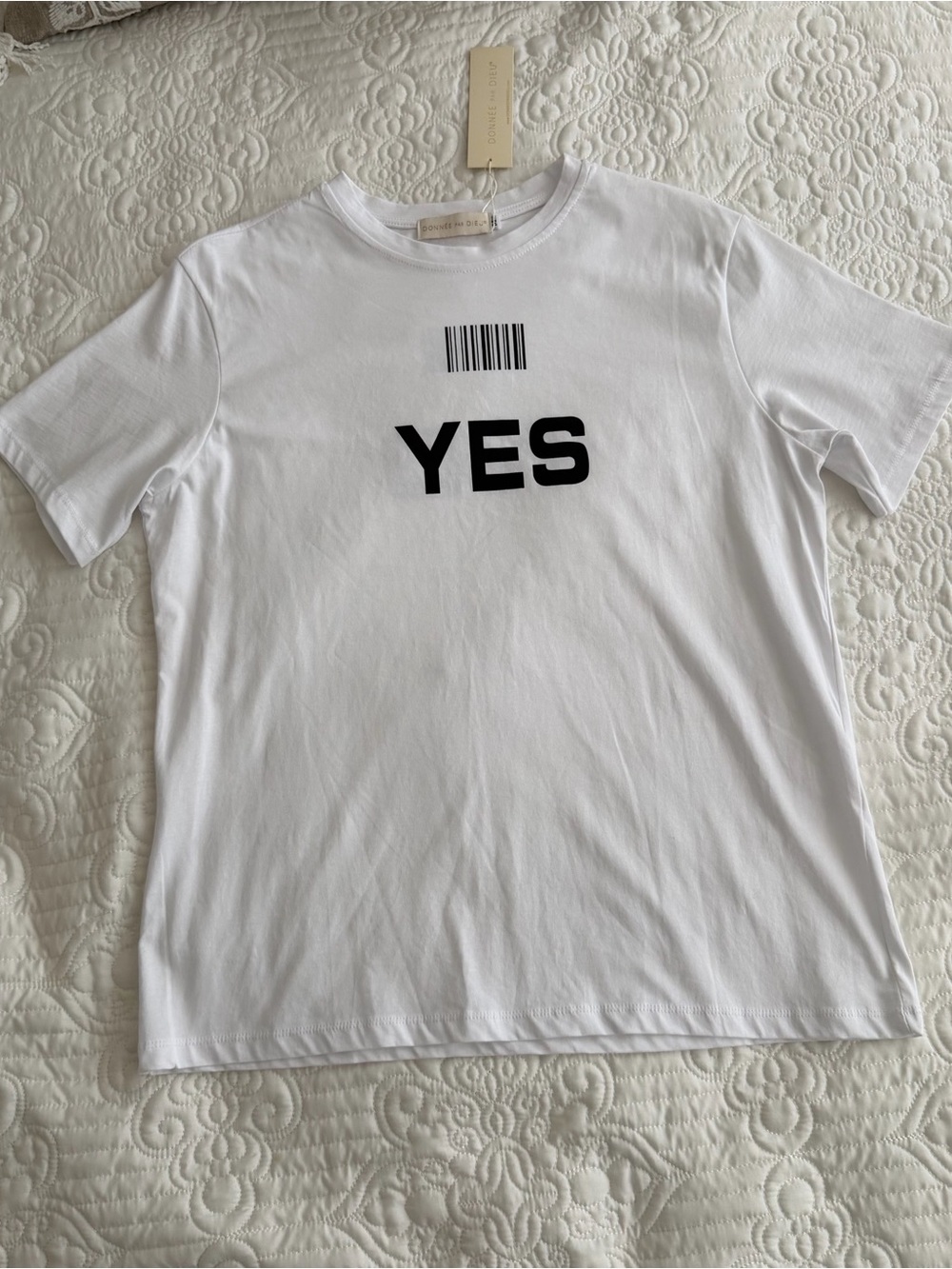 NWT Donnée Par Dieu "YES / NO" Barcode Graphic T-Shirt — Size Medium